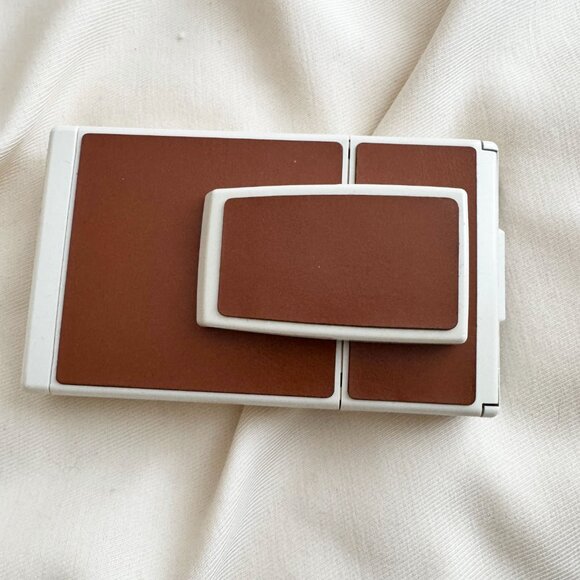 Vintage Polaroid SX-70 Model 2 Land Camera - Picture 6 of 7